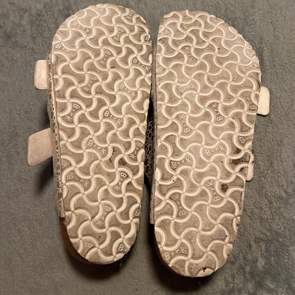 Sz 40 Birkenstock sandals - Picture 7 of 8